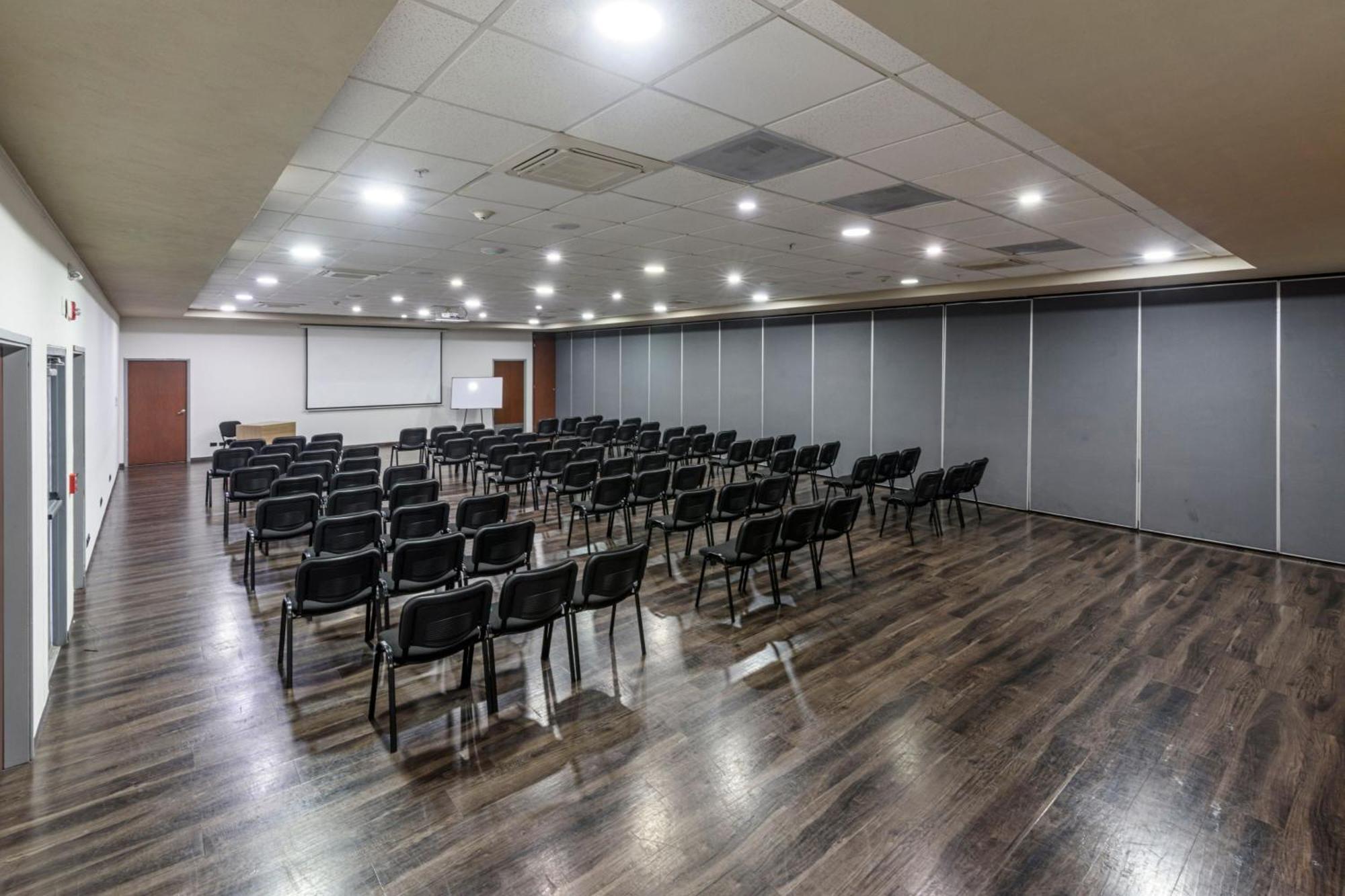 City Express Plus By Marriott Bogota Aeropuerto Exterior photo