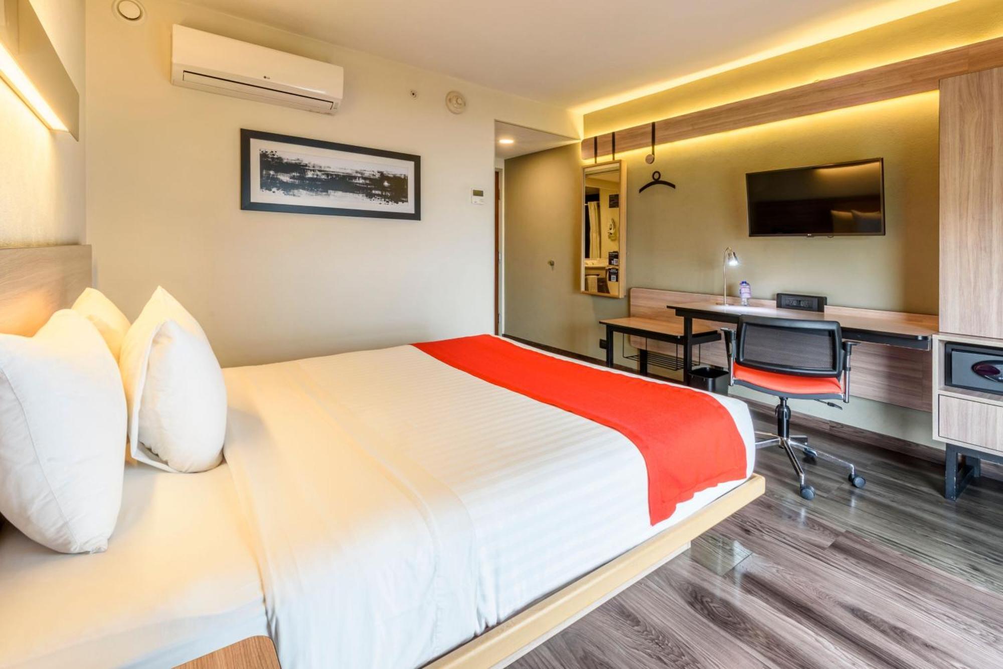 City Express Plus By Marriott Bogota Aeropuerto Exterior photo
