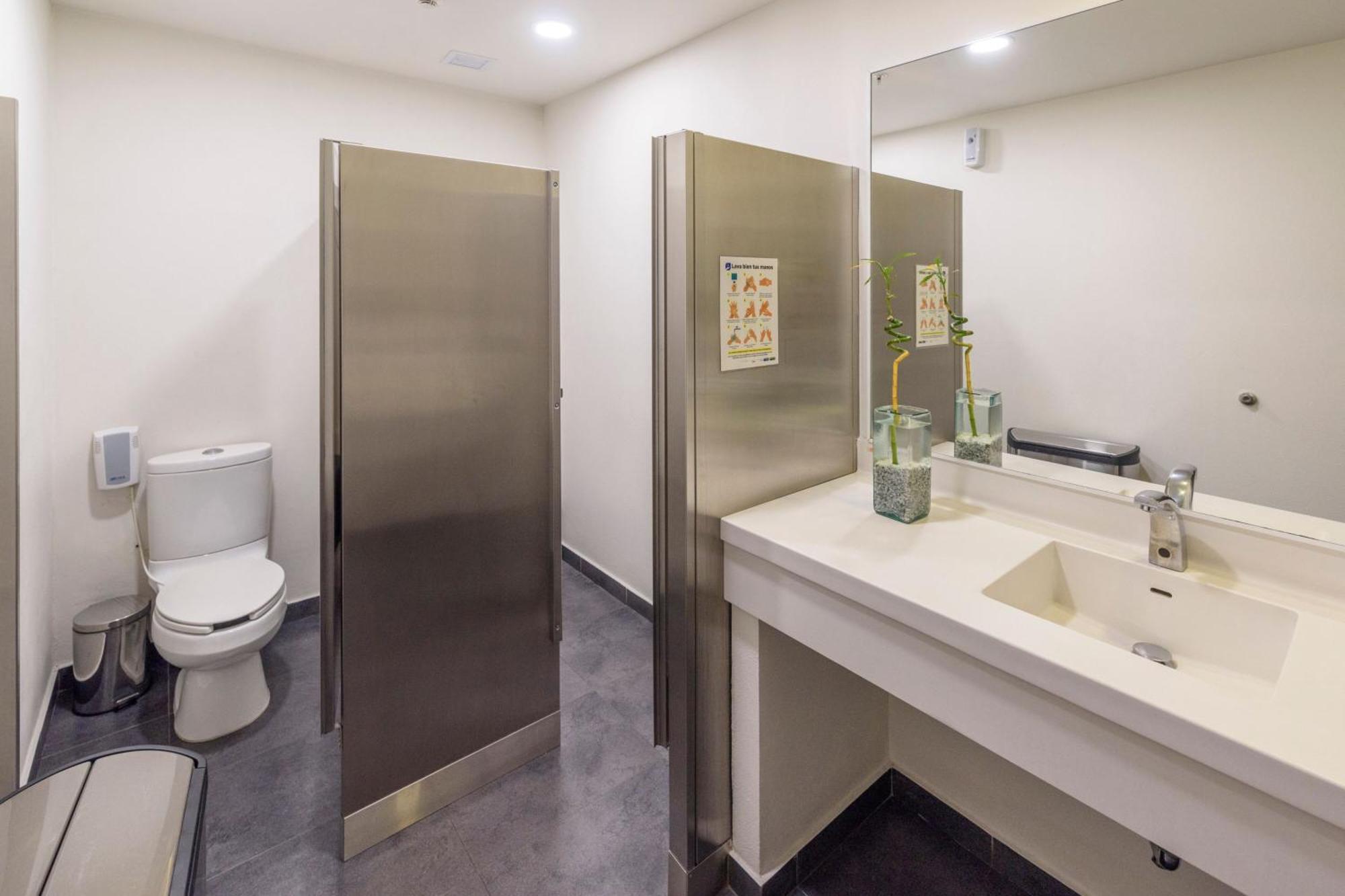 City Express Plus By Marriott Bogota Aeropuerto Exterior photo