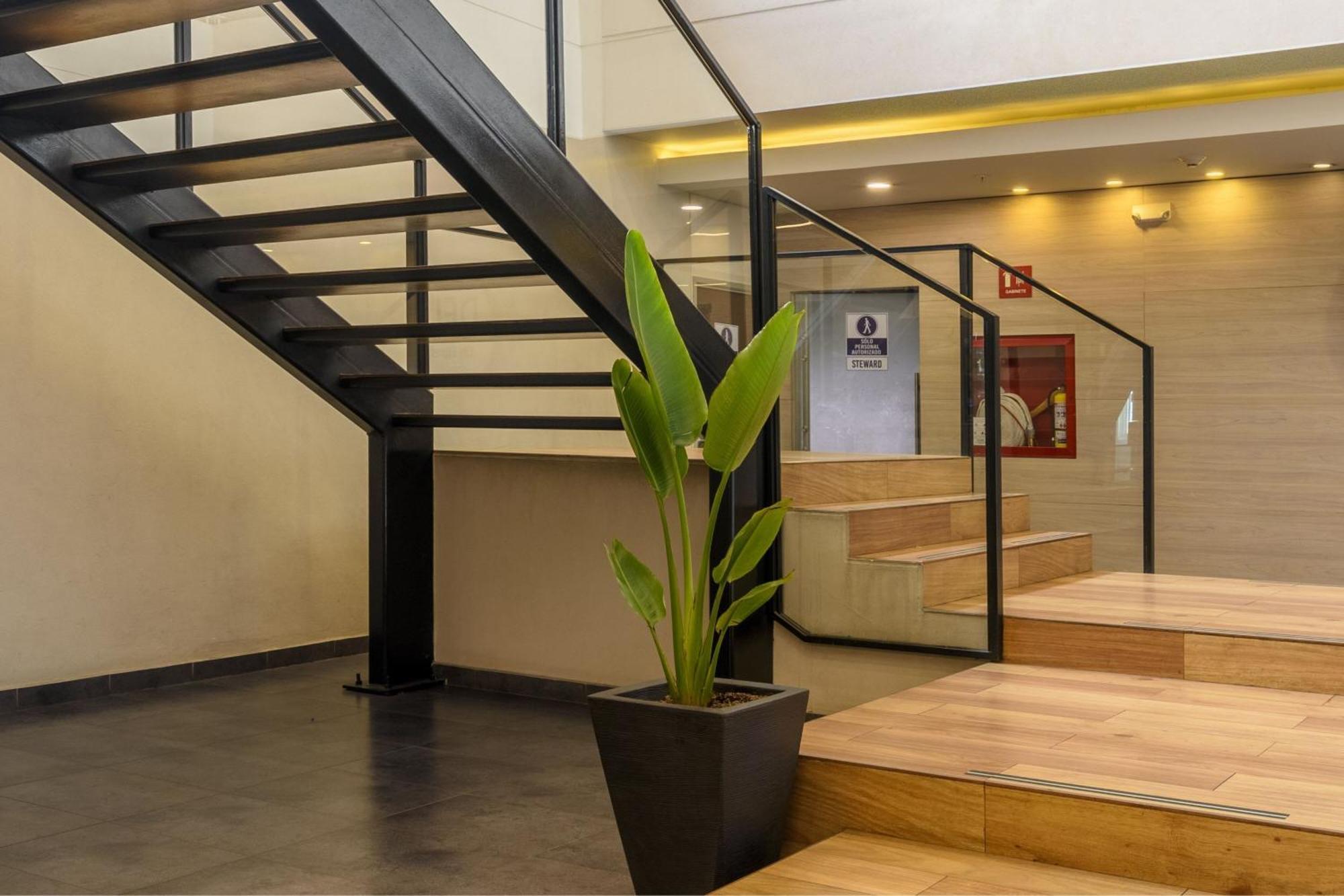 City Express Plus By Marriott Bogota Aeropuerto Exterior photo